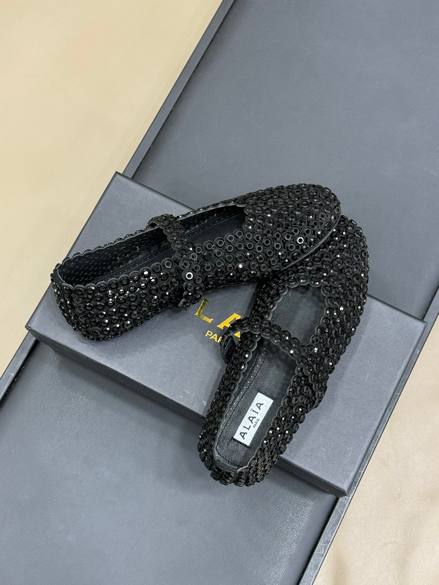 CRYSTAL-EMBELLISHED BALLERINA SHOES BLACK - 35