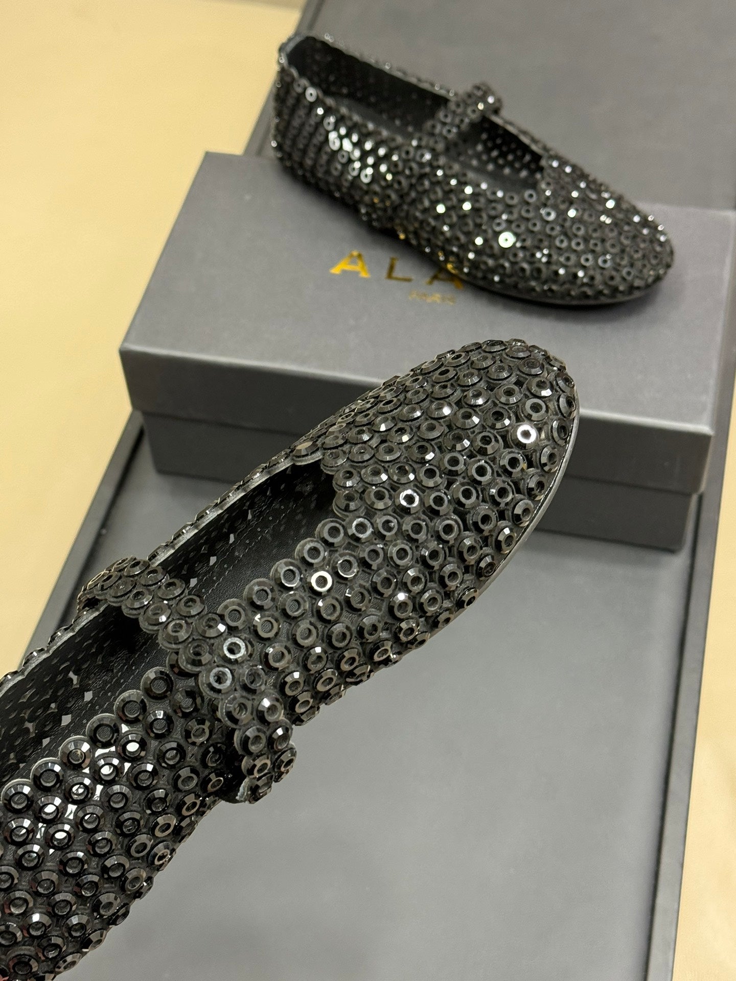 CRYSTAL-EMBELLISHED BALLERINA SHOES BLACK - 35