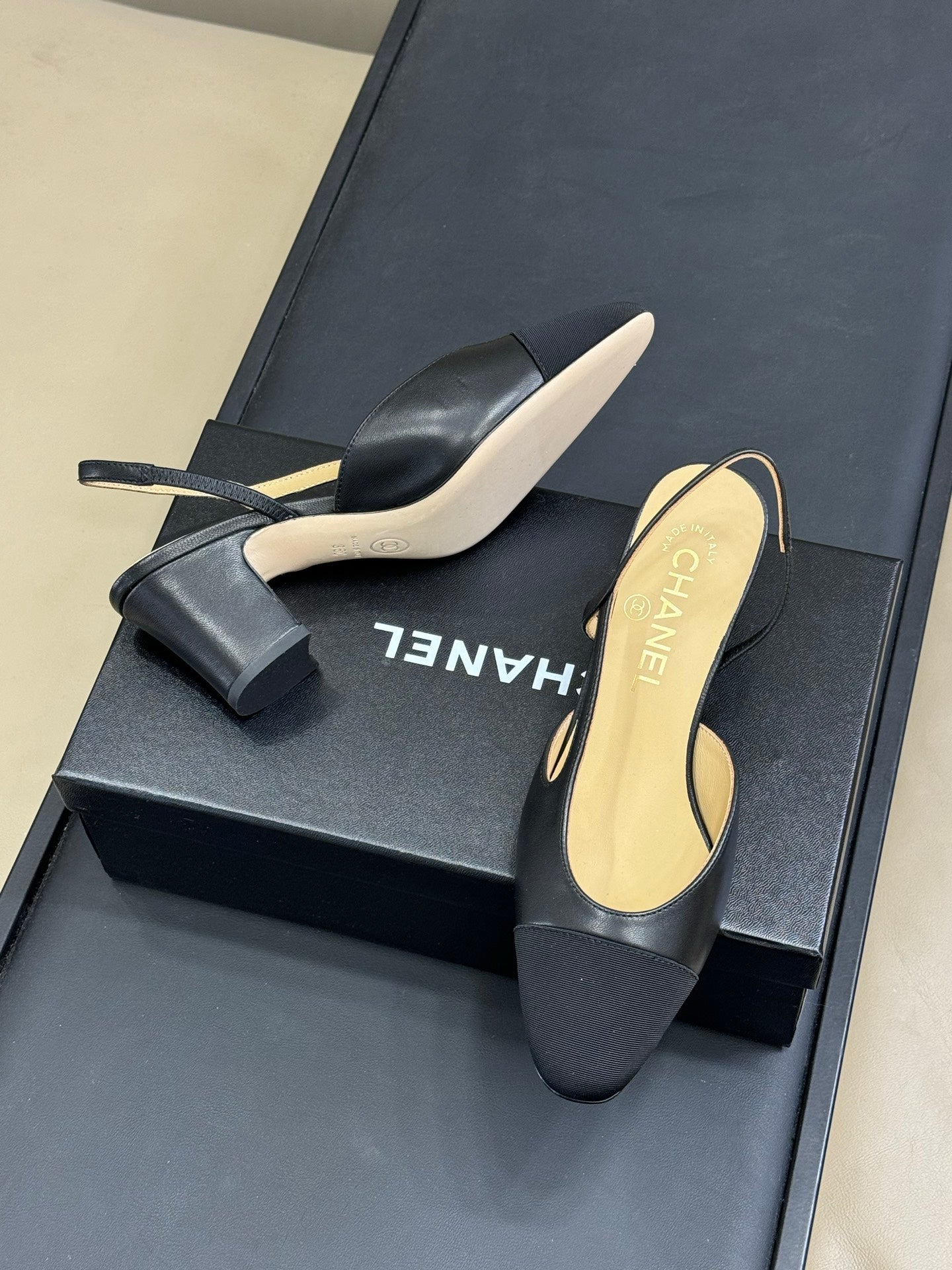 CC CLASSIC SLINGBACK BLACK BEIGE GOATSKIN BLACK GROSGRAIN - 35 / 20mm