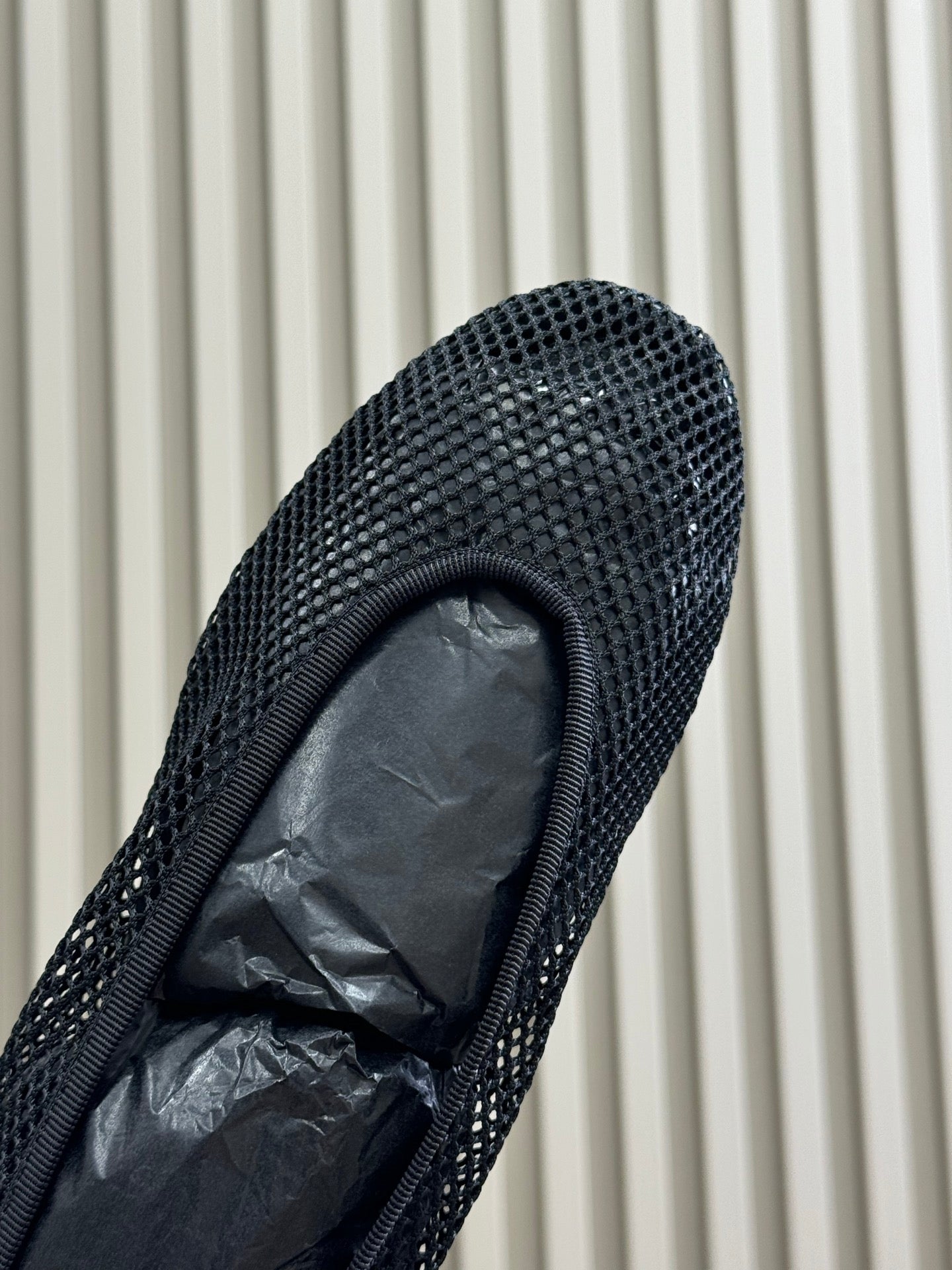 ALAIA FISHNET MESH BALLET FLATS 25S IN BLACK FABRIC - 35