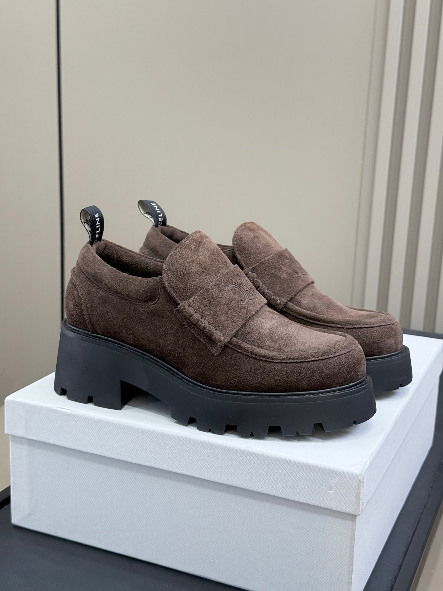 CELINE 25S SERIN CHUNKY LOAFERS 50MM IN BROWN SUEDE - 35