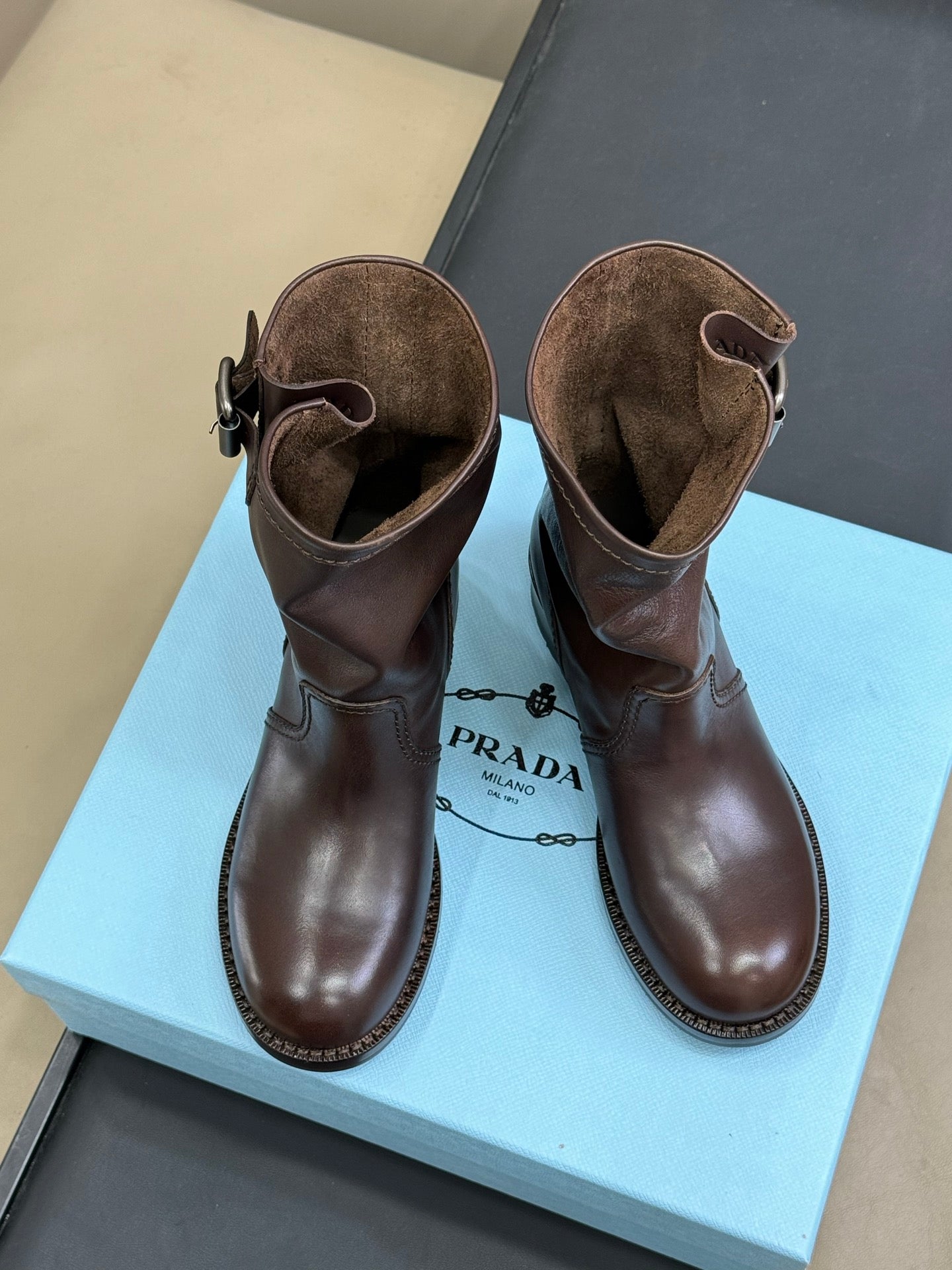 PRADA 25S ANKLE BOOTS IN BROWN CALFSKIN - 35