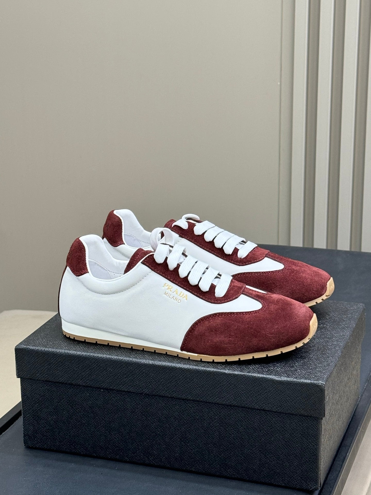 PRADA 25S SNEAKER IN WHITE MIX DARK RED SUEDE STYLE 3 - 35