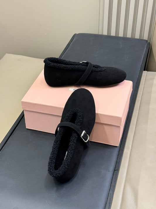 Балетки ALAIA 25S MARY JANE SHEARLING з чорної замші - 35