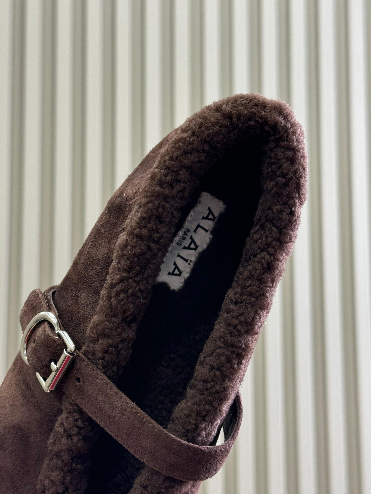 ALAIA 25S MARY JANE SHEARLING FLATS IN DARK BROWN SUEDE - 35