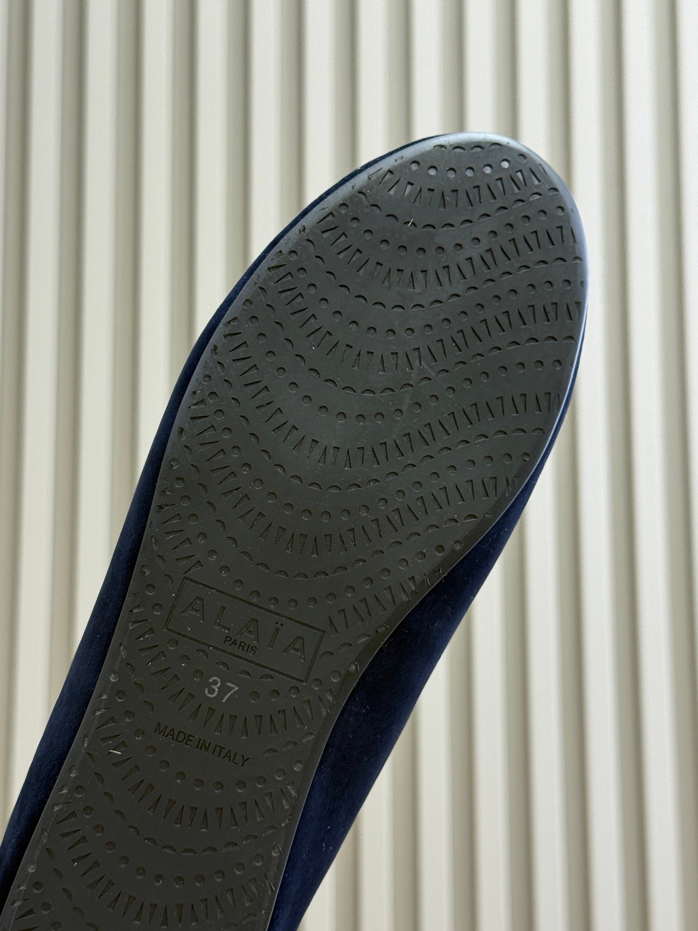 ALAIA 25S BALLET FLATS IN DARK BLUE VELVET - 35