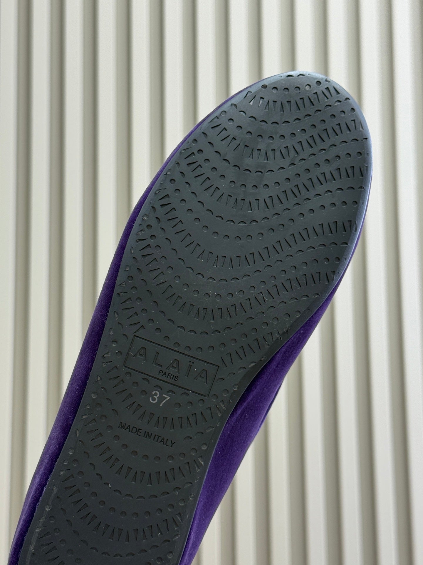 ALAIA 25S BALLET FLATS IN PURPLE VELVET - 35