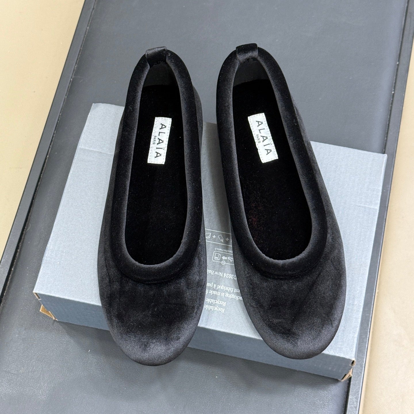 ALAIA 25S BALLET FLATS IN BLACK FULL VELVET - 35