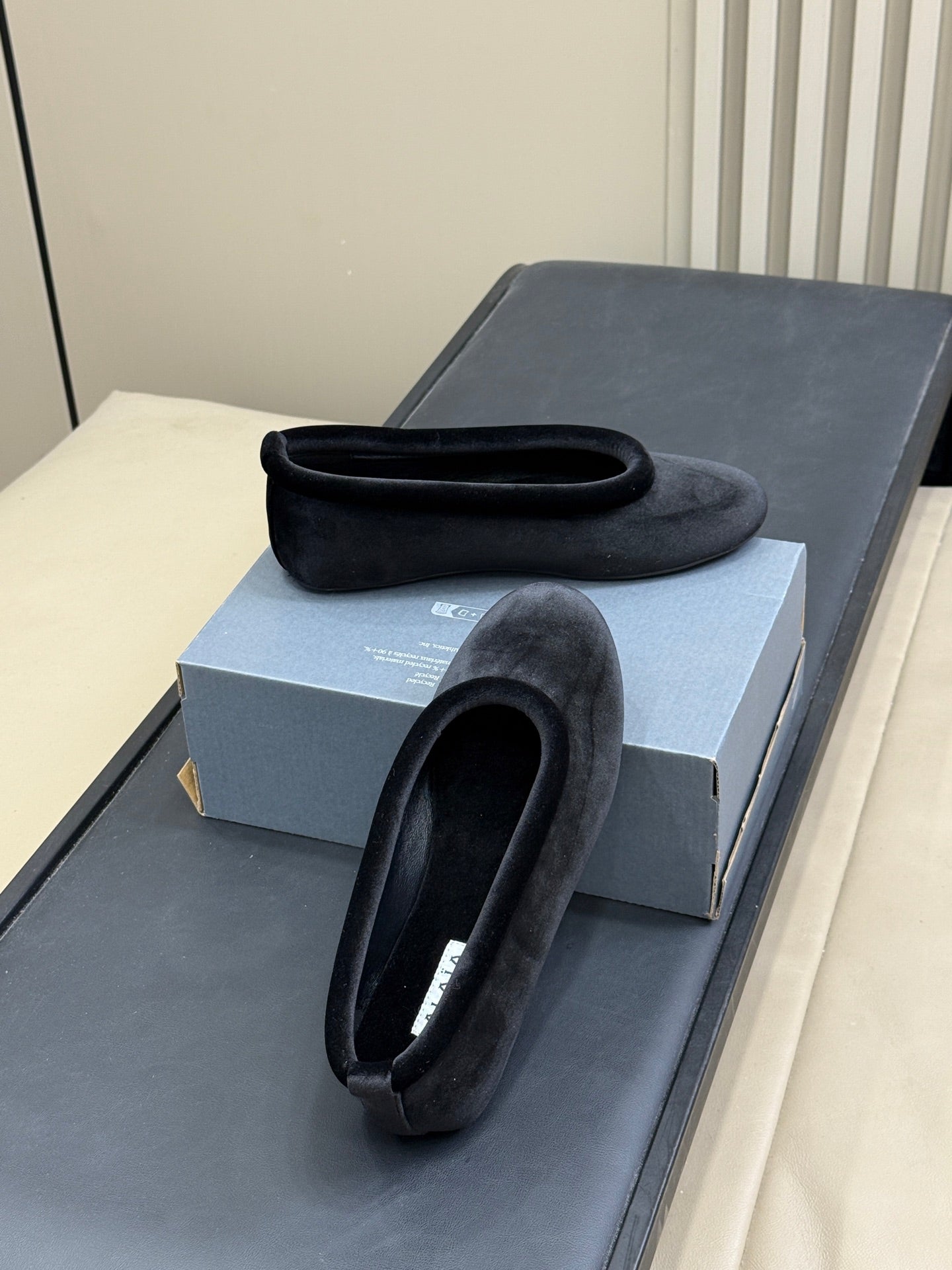 ALAIA 25S BALLET FLATS IN BLACK FULL VELVET - 35