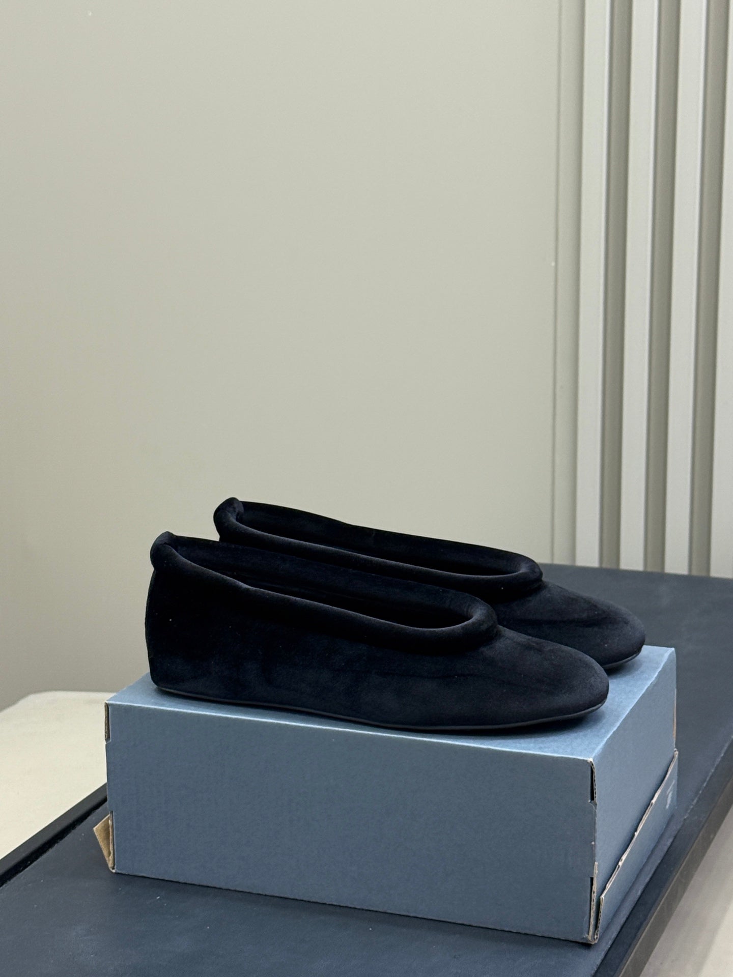 ALAIA 25S BALLET FLATS IN BLACK FULL VELVET - 35