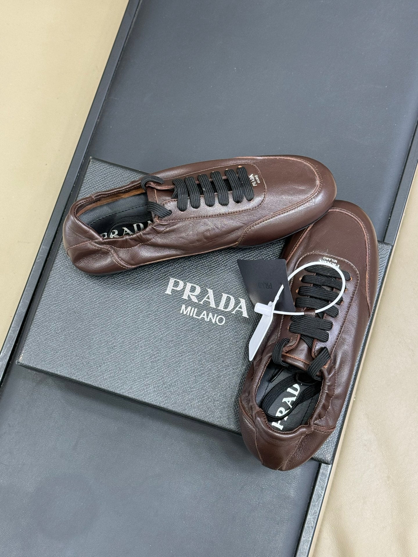PRADA 25S COLLAPSE FLAT SHOES IN DARK BROWN CALFSKIN - 35