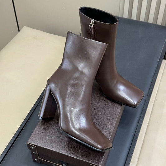 ALAIA 25S ANKLE HIGH-HEELED BOOTS IN DARK BROWN CALFSKIN - 35