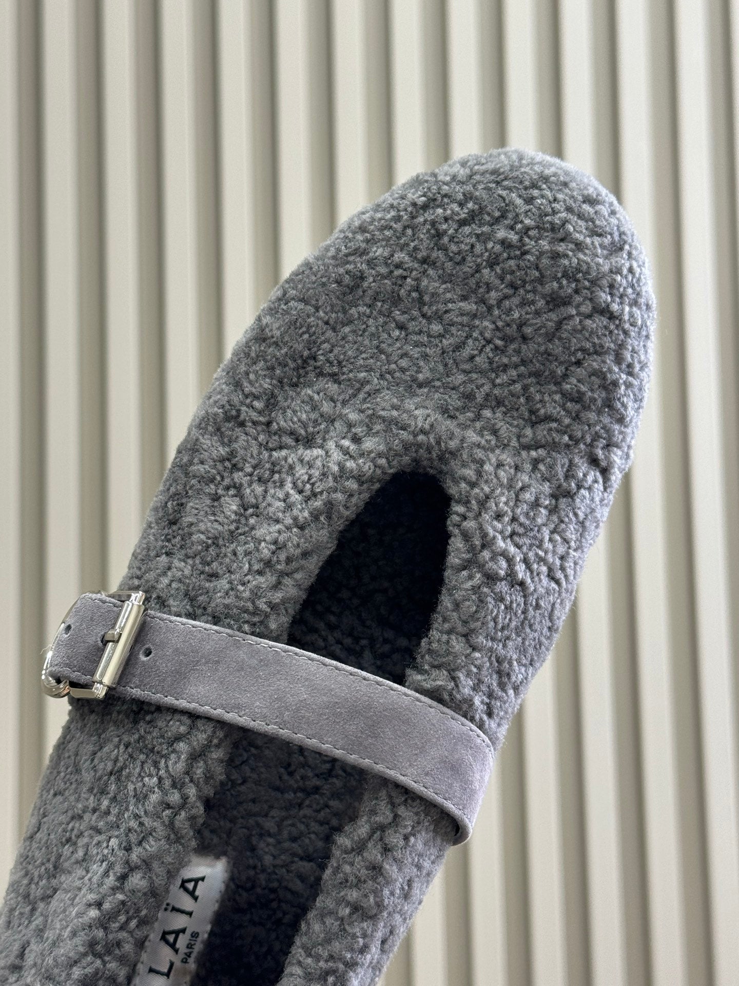ALAIA 25S COZY MARY JANE SHEARLING FLATS IN DARK GRAY - 35