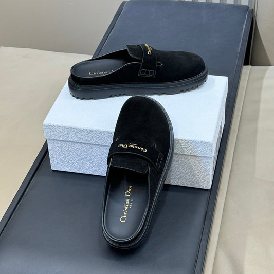 МЮЛІ DIOR 26S BOY З ЧОРНОЇ ЗАМШІ ІЗ ЗОЛОТОЮ ФУРНІТУРОЮ