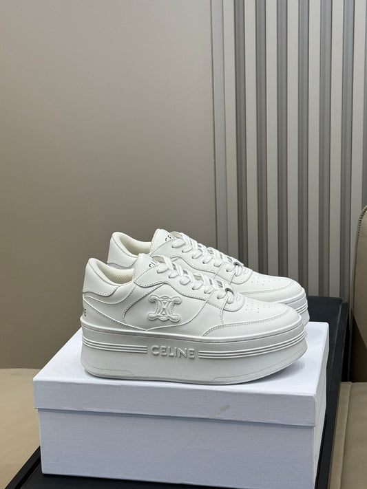 КРОСІВКИ-ТАНКЕТКИ CELINE 26S З БІЛОЇ ТЕЛЯЧОЇ ШКІРИ