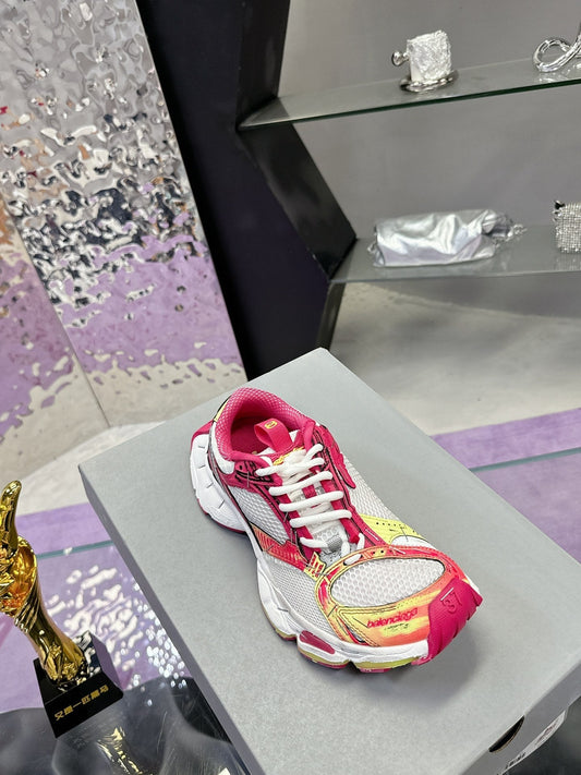 STAPLER SNEAKER IN WHITE, PINK, NEON YELLOW AND SILVER POLYURETHANE AND POLYESTER - 35
