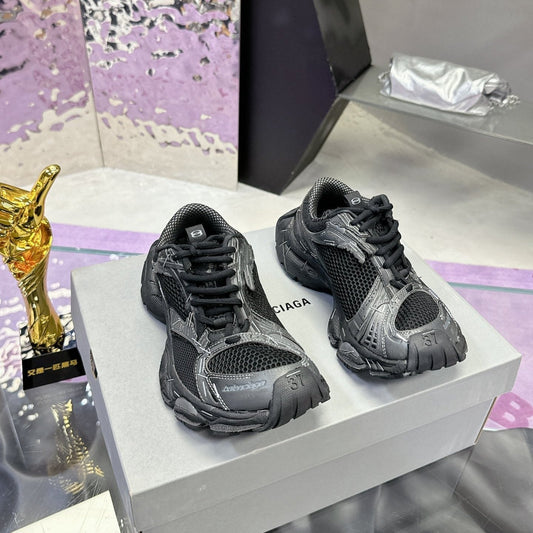 STAPLER SNEAKER IN BLACK MIX GRAY POLYURETHANE AND MESH - 35