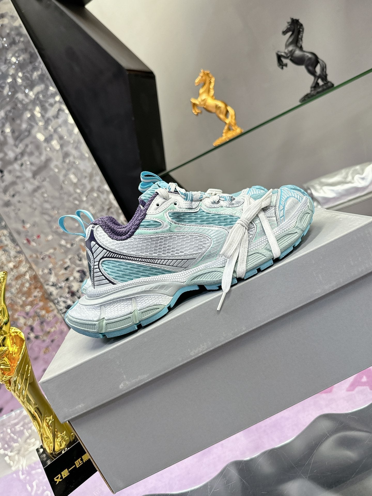 3XL SNEAKER IN LIGHT BLUE, WHITE AND PURPLE MESH AND POLYURETHANE - 35