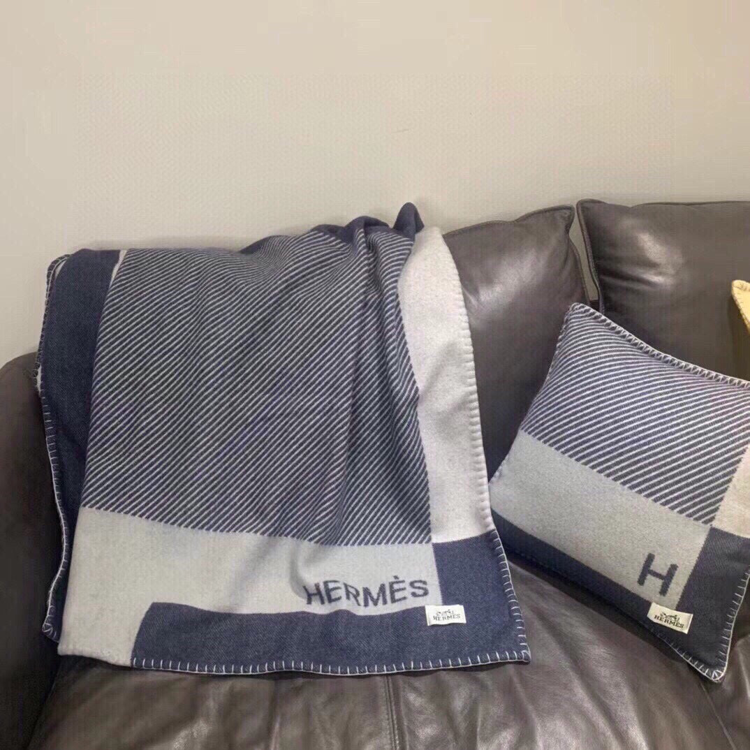H RIVIERA BLANKET 200 CM IN NAVY BLUE WOOL AND CASHMERE 136856