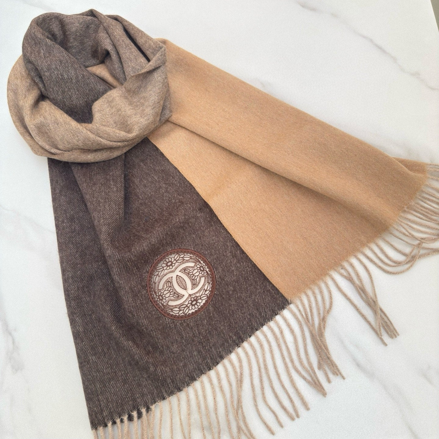CHANEL 25S SCARF 180 IN CASHMERE 876136