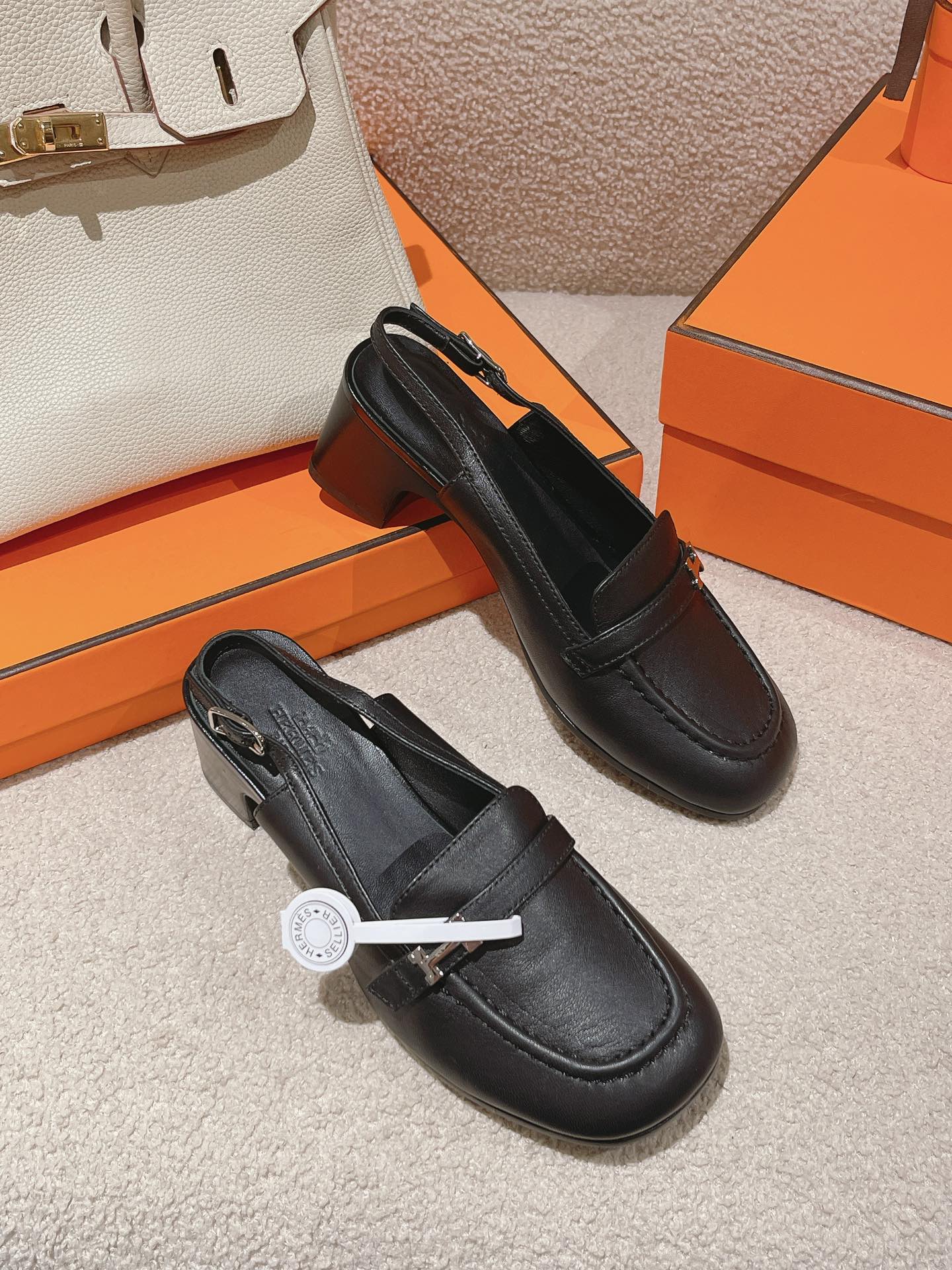 INFINIE 50 PUMP BLACK LAMBSKIN - 35