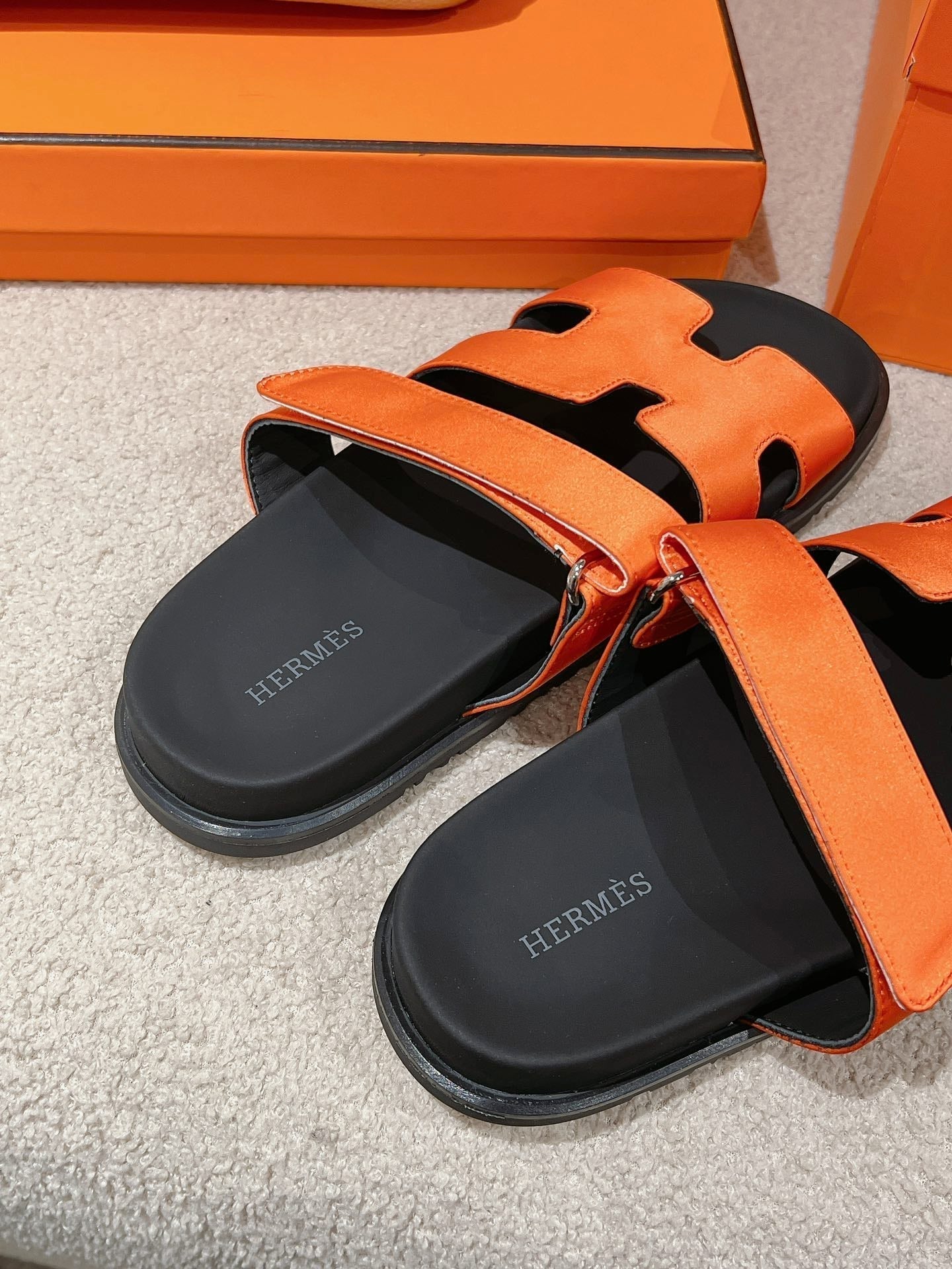 CHYPRE SANDAL BLACK MIX DARK ORANGE CALFSKIN - 35