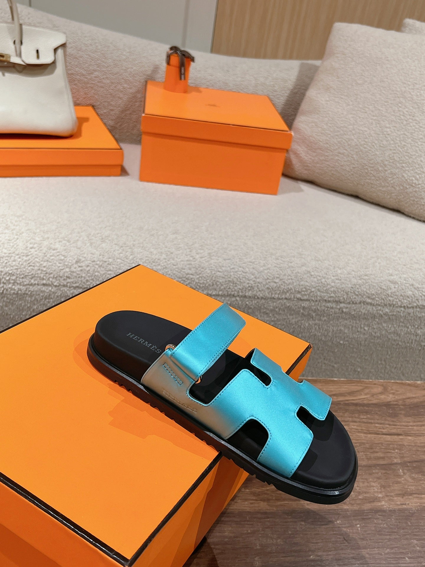 CHYPRE SANDAL BLACK MIX SKY CALFSKIN - 35
