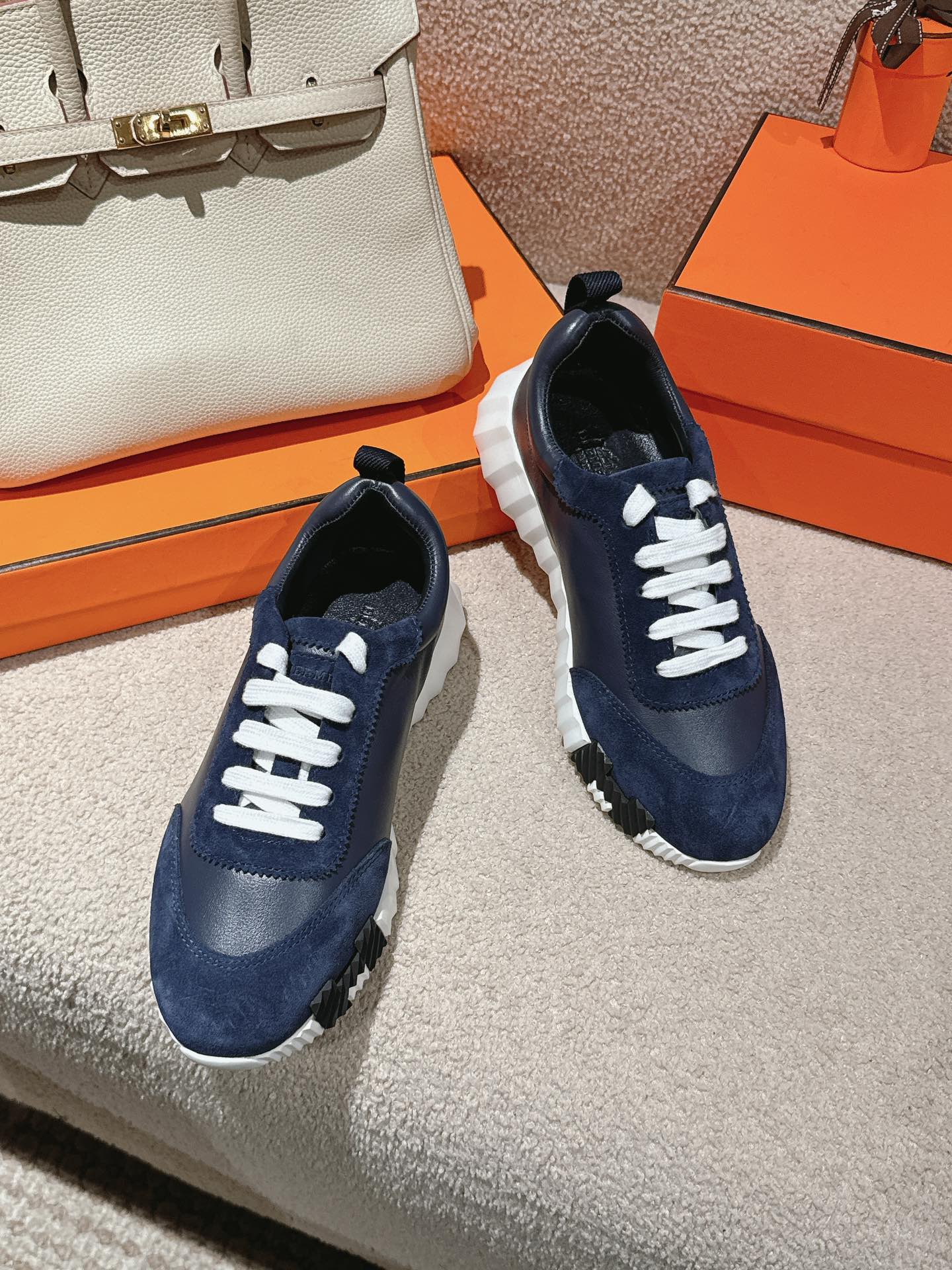MAINLAND SNEAKER IN NAVY BLUE SUEDE AND CALFSKIN 959296 - 35