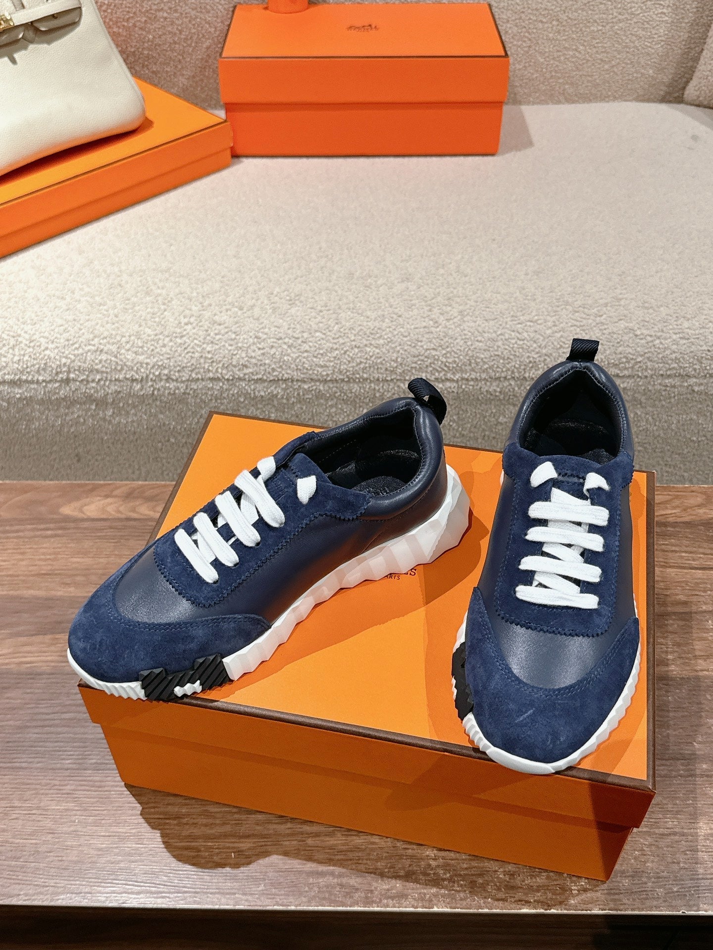 MAINLAND SNEAKER IN NAVY BLUE SUEDE AND CALFSKIN 959296 - 35