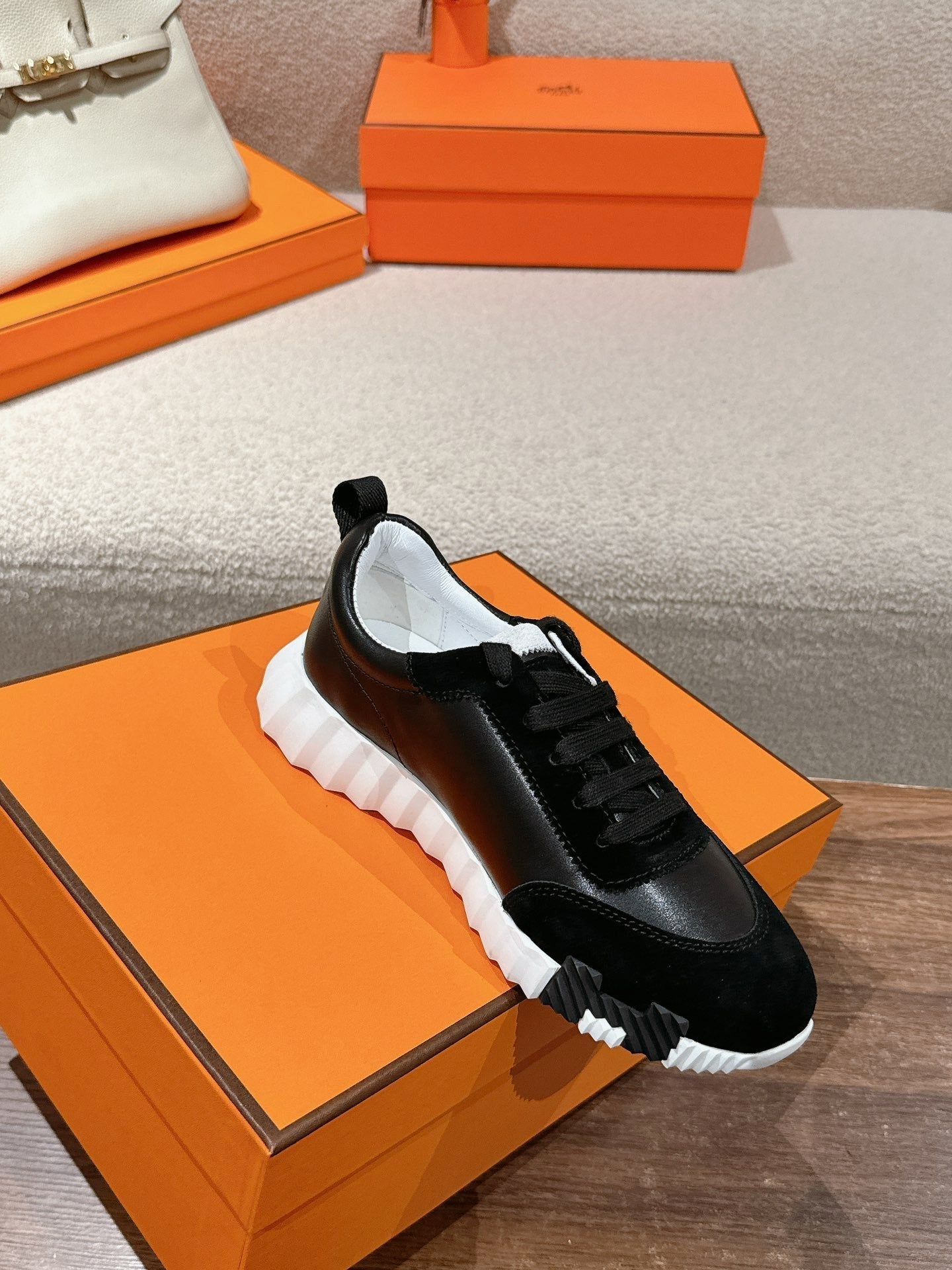 MAINLAND SNEAKER IN BLACK SUEDE AND CALFSKIN - 35