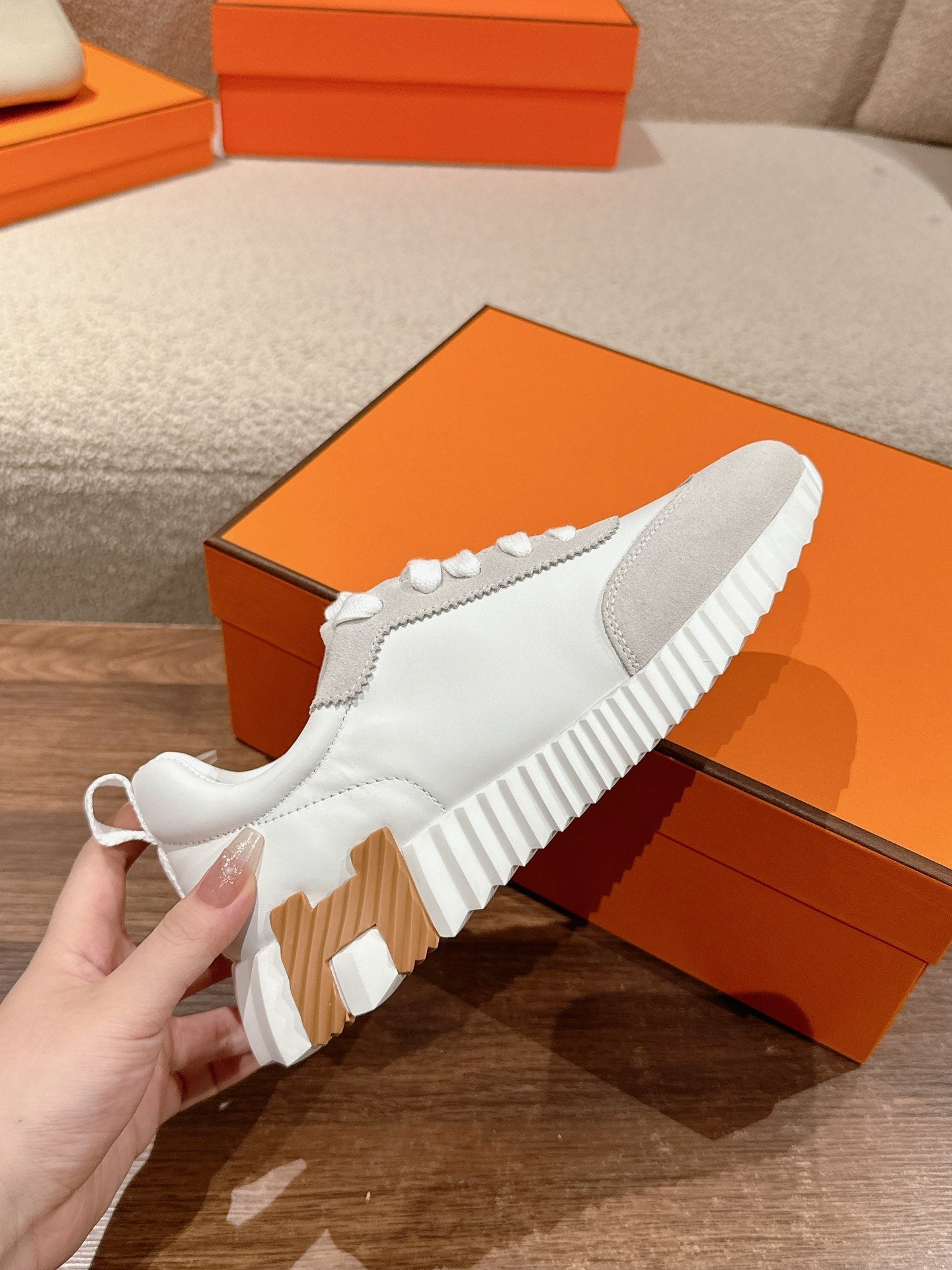 MAINLAND SNEAKER IN PALE GRAY SUEDE AND WHITE CALFSKIN 959308 - 35