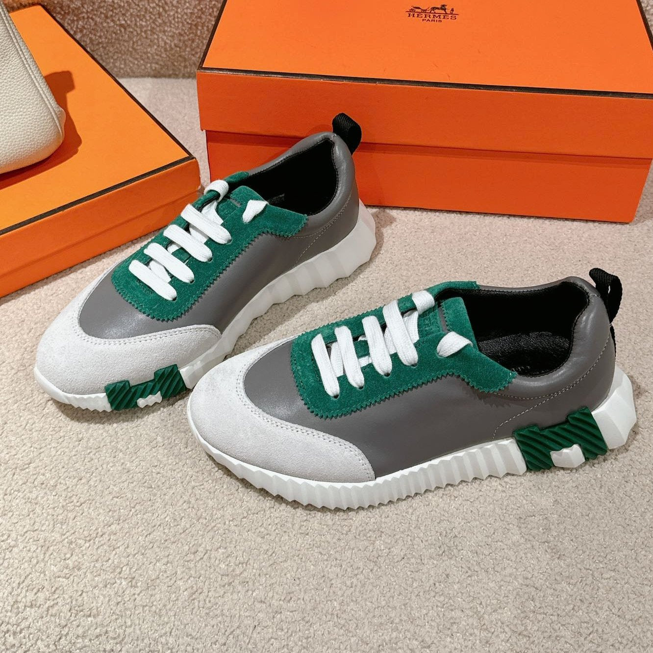 MAINLAND SNEAKER IN PALE GRAY SUEDE AND MOUSE GRAY CALFSKIN - 35