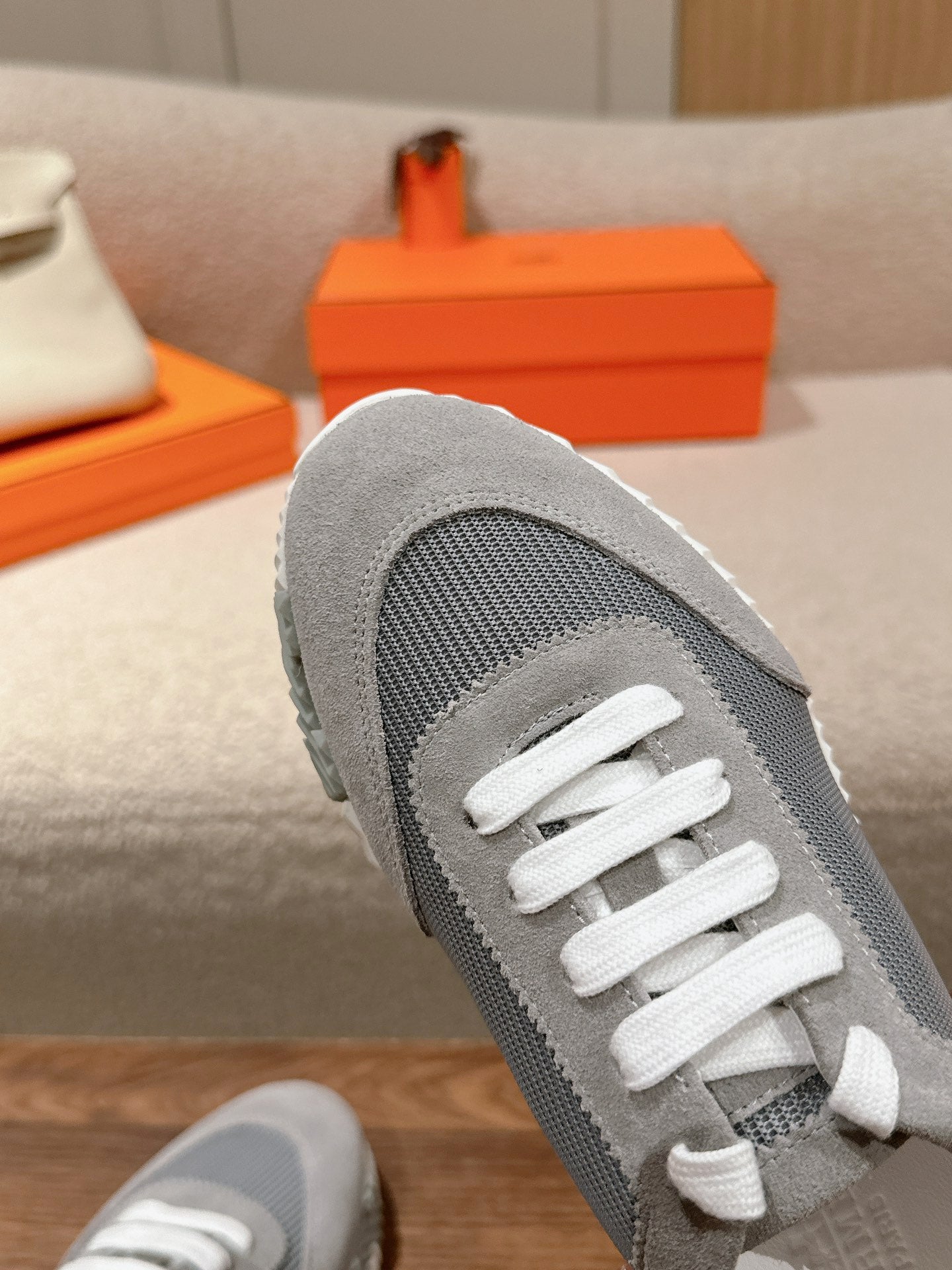 MAINLAND SNEAKER IN ASH GRAY SUEDE AND SHARK GRAY BREATHABLE MESH FABRIC 959350 - 35