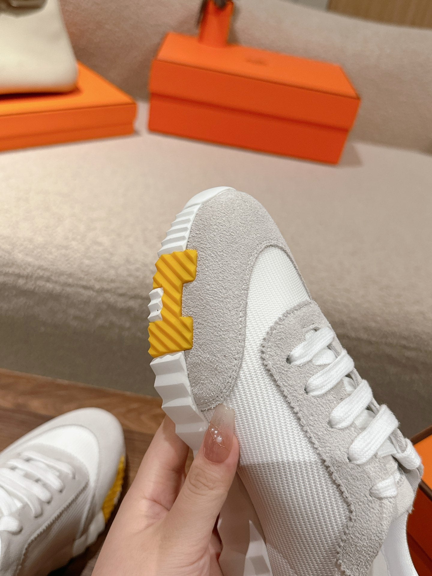 MAINLAND SNEAKER IN PALE GRAY SUEDE AND WHITE BREATHABLE MESH FABRIC 959352 - 35