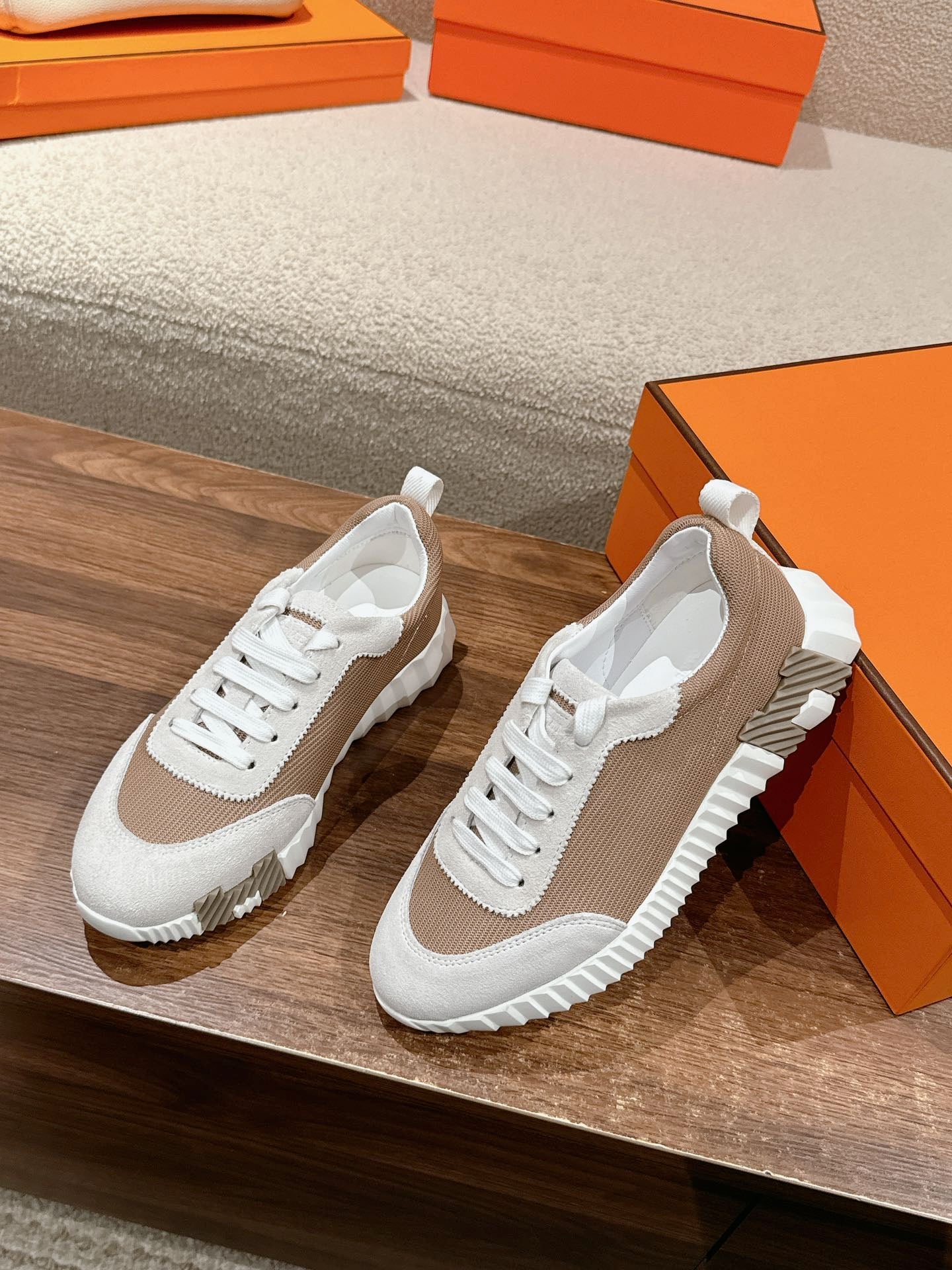 MAINLAND SNEAKER IN PALE GRAY SUEDE AND LIGHT BROWN BREATHABLE MESH FABRIC - 35