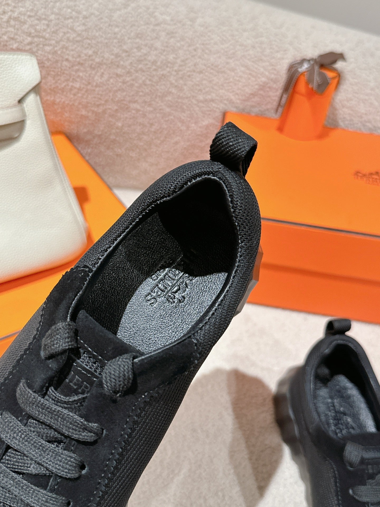 MAINLAND SNEAKER IN FULL BLACK SUEDE AND BREATHABLE MESH FABRIC - 35