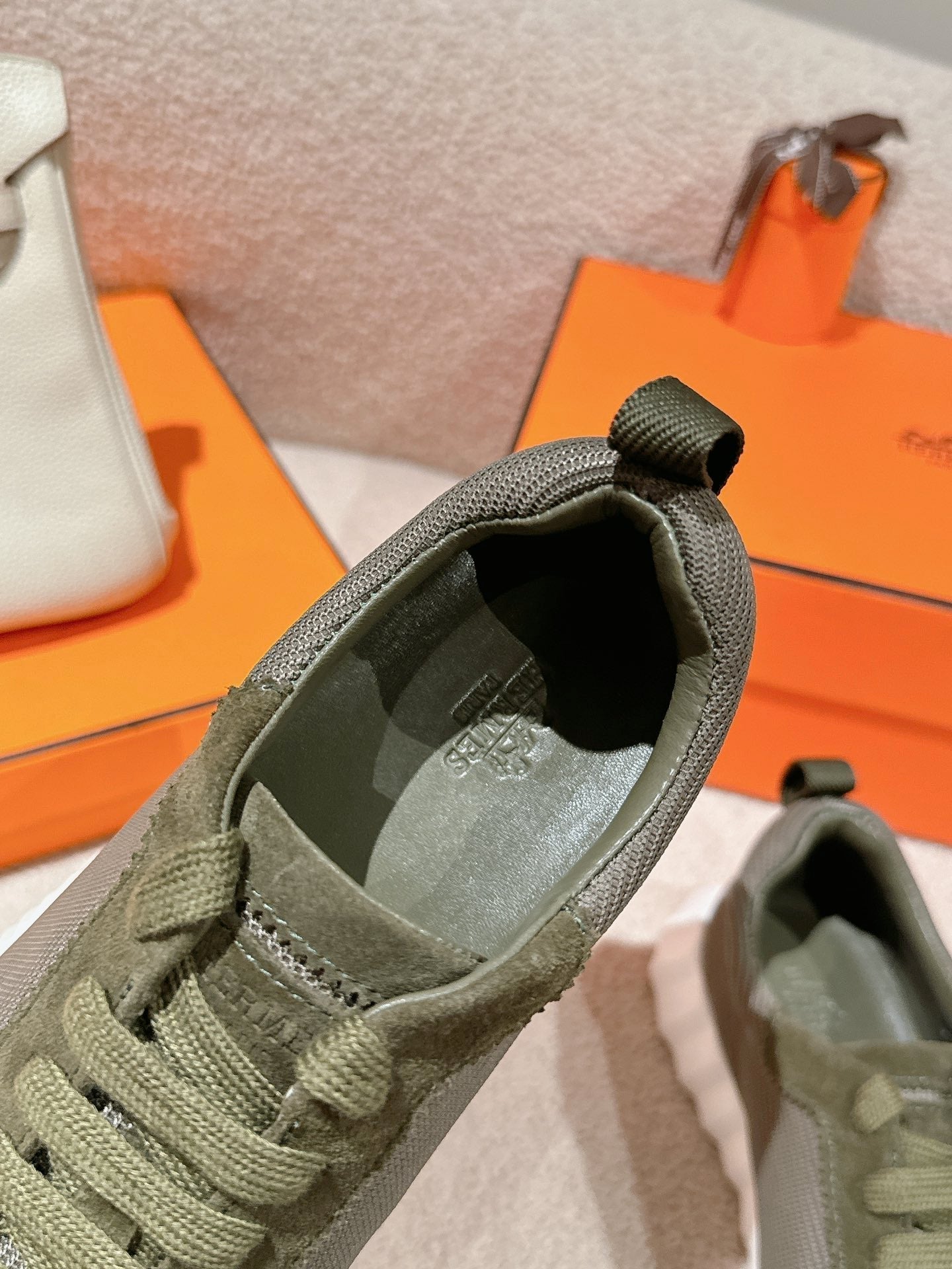 MAINLAND SNEAKER IN ARMY GREEN SUEDE AND BREATHABLE MESH FABRIC - 35