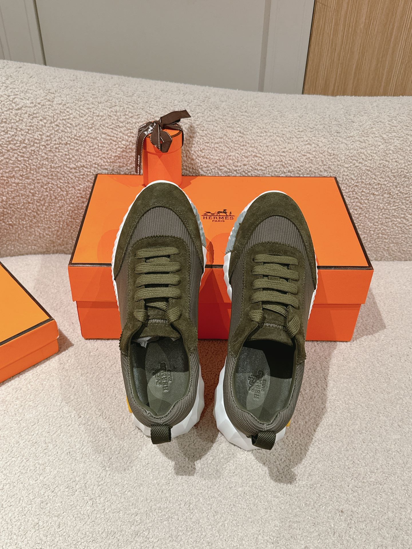 MAINLAND SNEAKER IN ARMY GREEN SUEDE AND BREATHABLE MESH FABRIC - 35