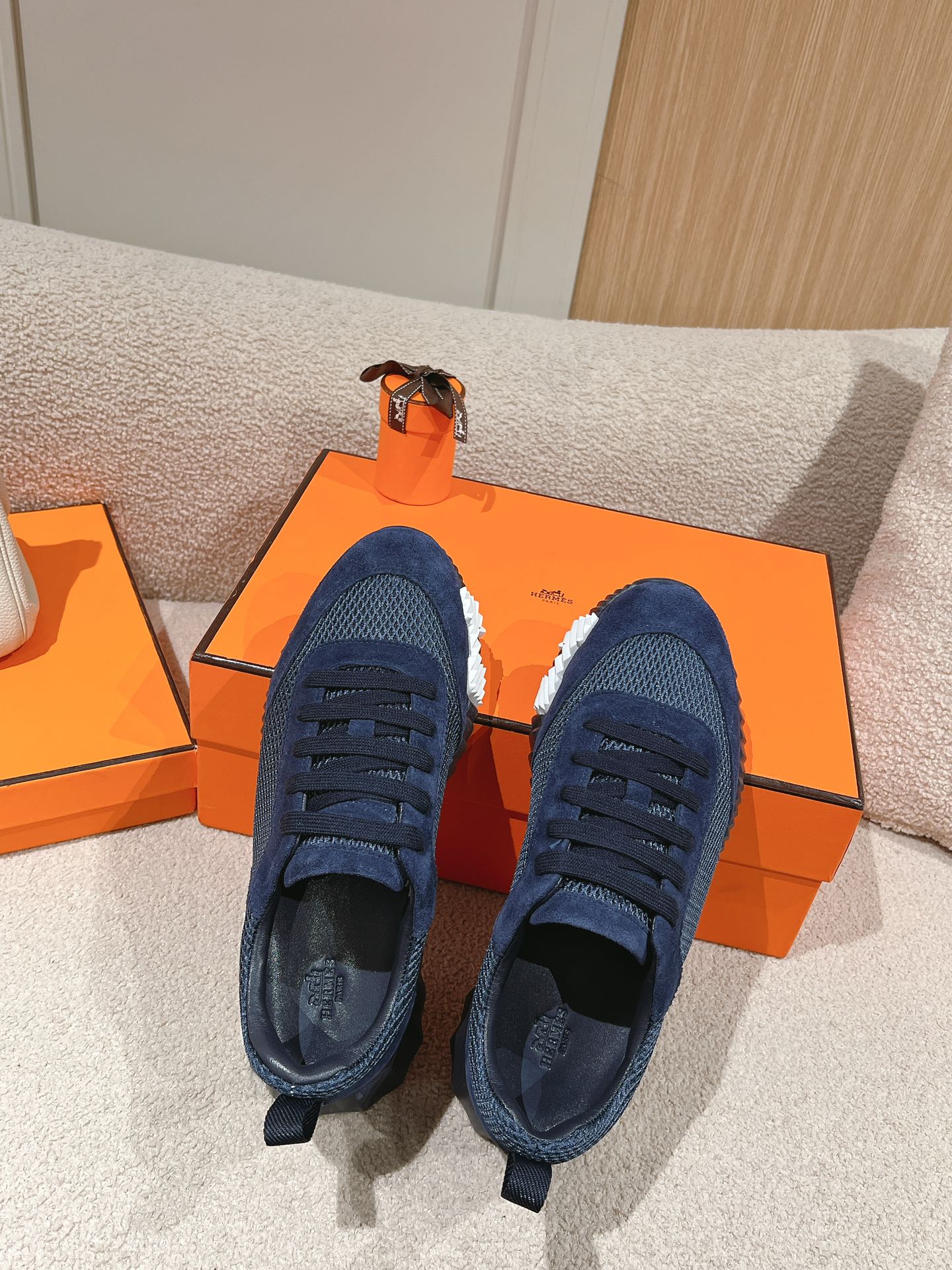 MAINLAND SNEAKER IN CLASSIC BLUE SUEDE AND BREATHABLE MESH FABRIC - 35