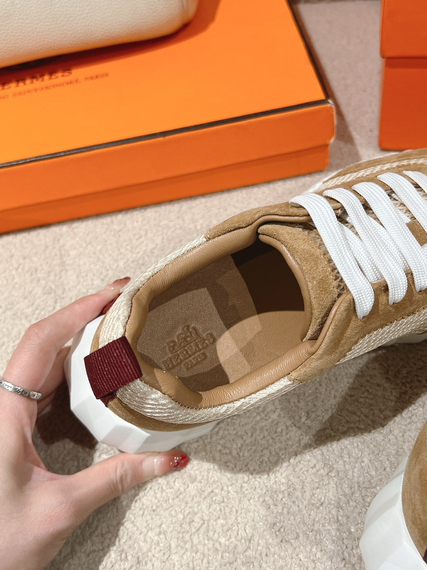 MAINLAND SNEAKER IN PEANUT BROWN SUEDE AND WHITE BREATHABLE MESH FABRIC - 35