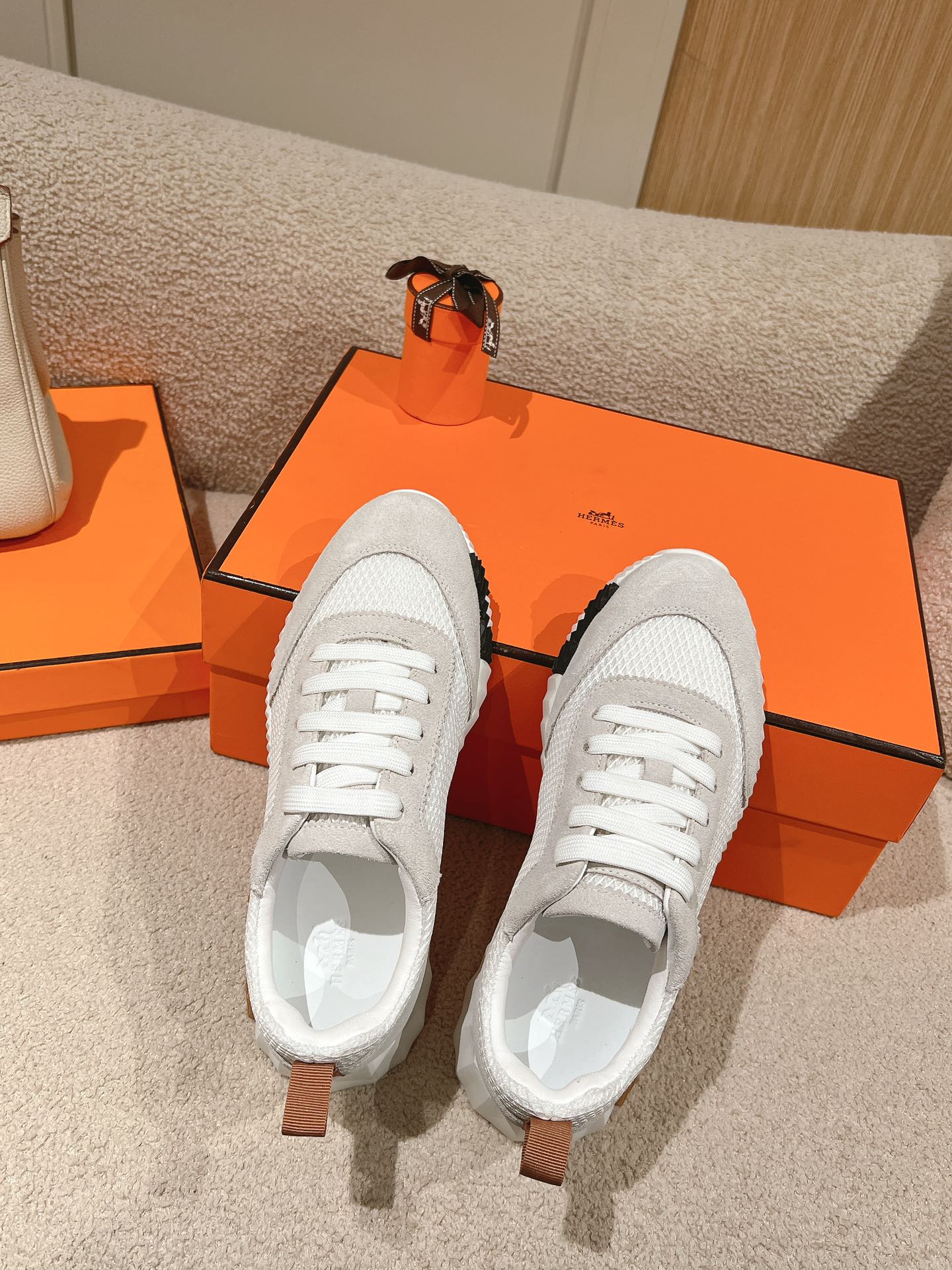 MAINLAND SNEAKER IN PALE GRAY SUEDE AND WHITE BREATHABLE MESH FABRIC - 35
