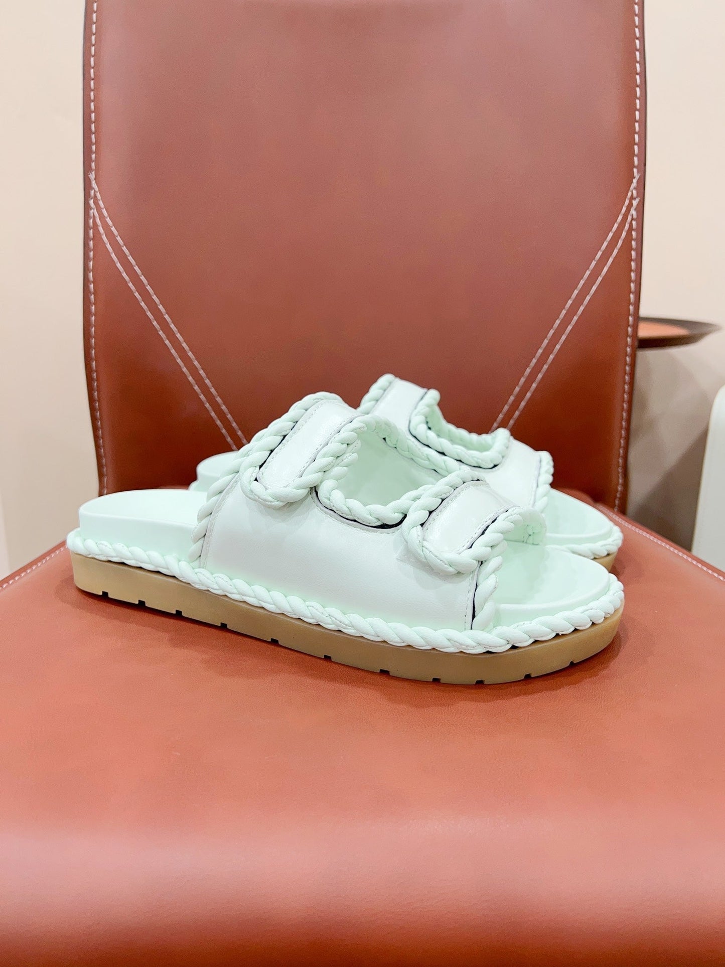 REFINED DAD SANDAL IN PISTACHIO GREEN LAMBSKIN MULE - 35