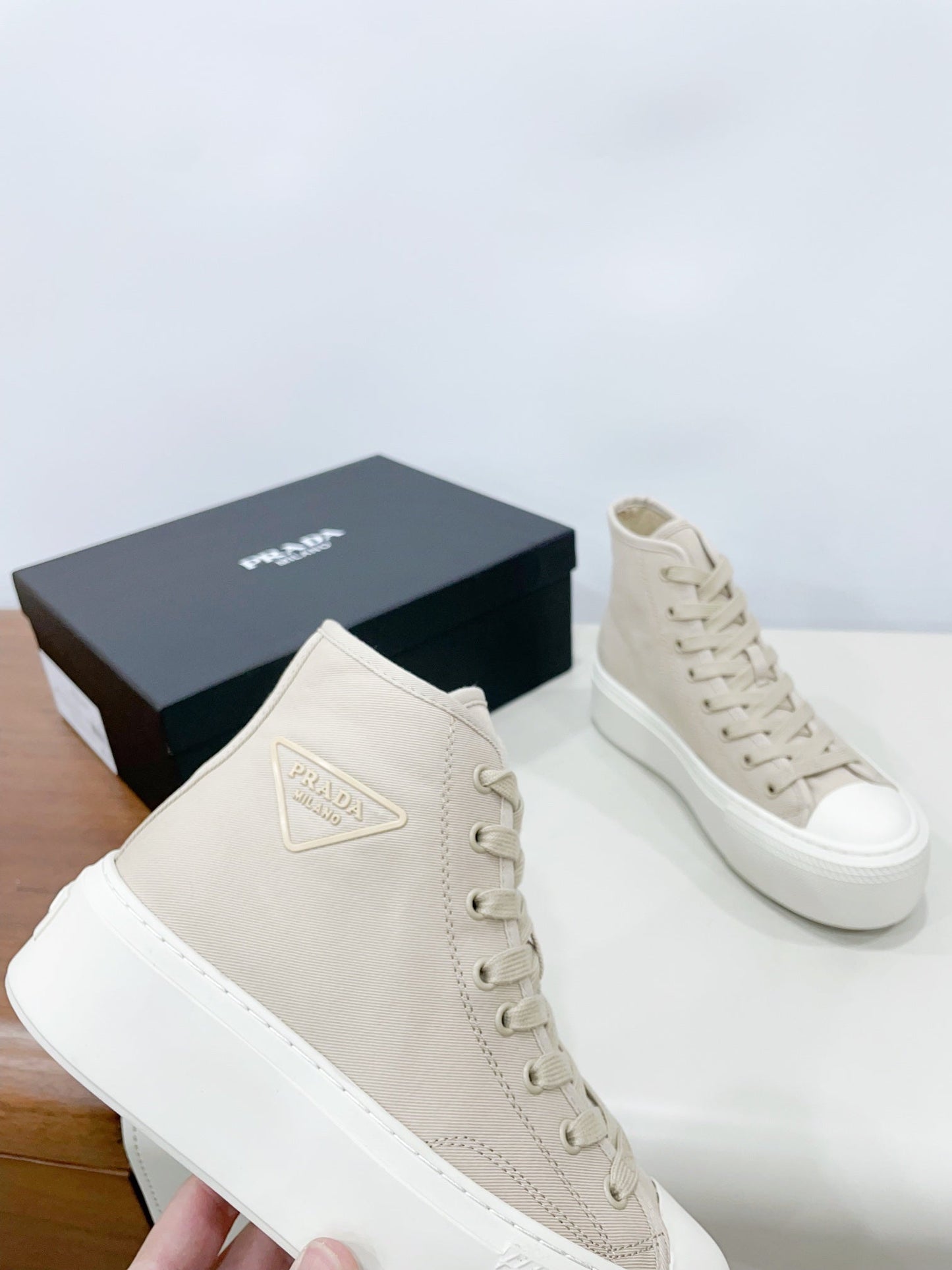 HIGH-TOP SEANKERS IN BEIGE CANVAS - 35