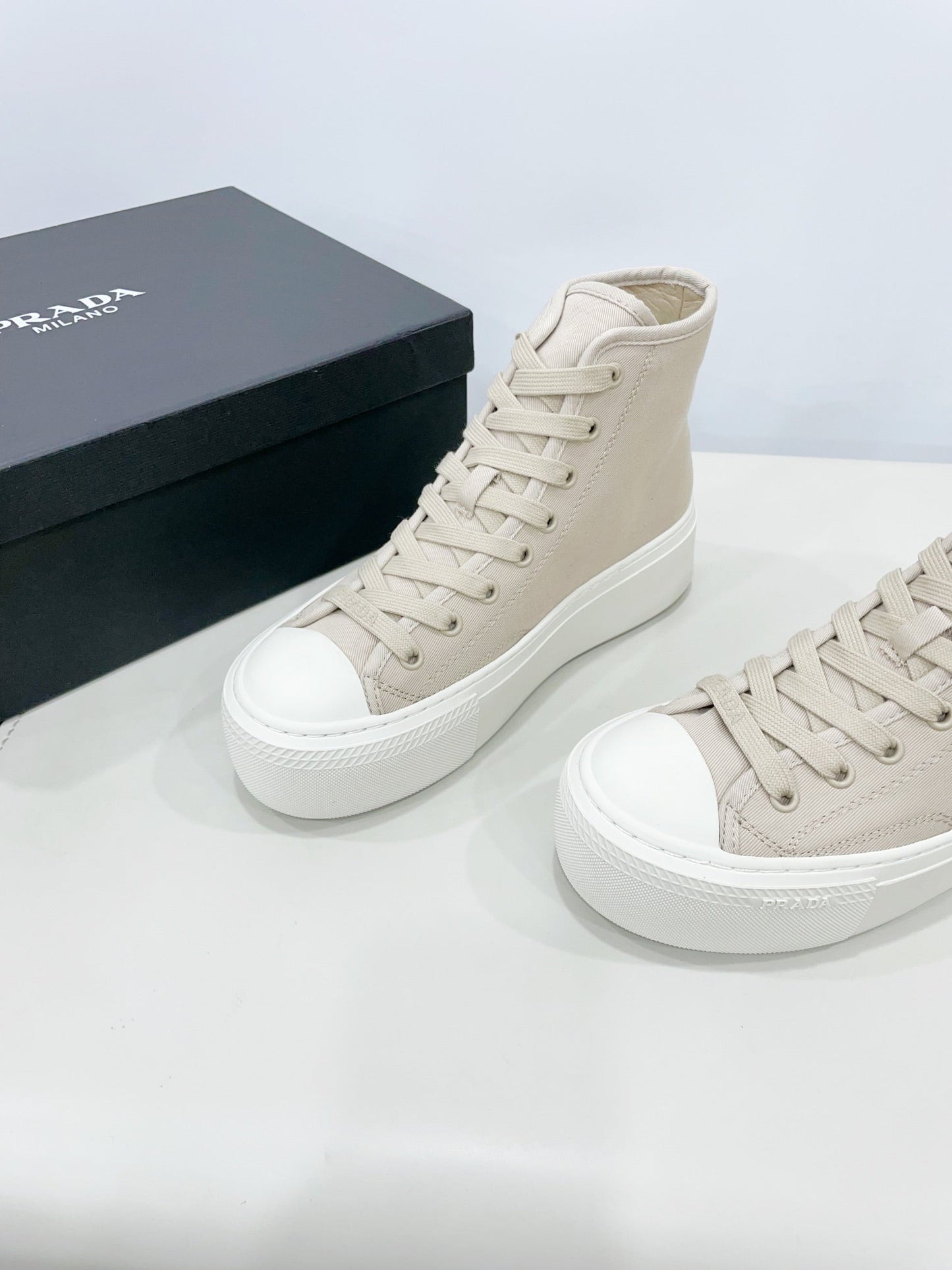 HIGH-TOP SEANKERS IN BEIGE CANVAS - 35