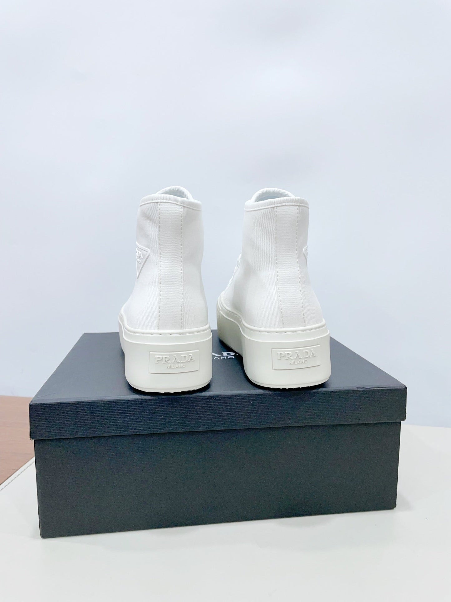 HIGH-TOP SEANKERS IN WHITE CANVAS - 35