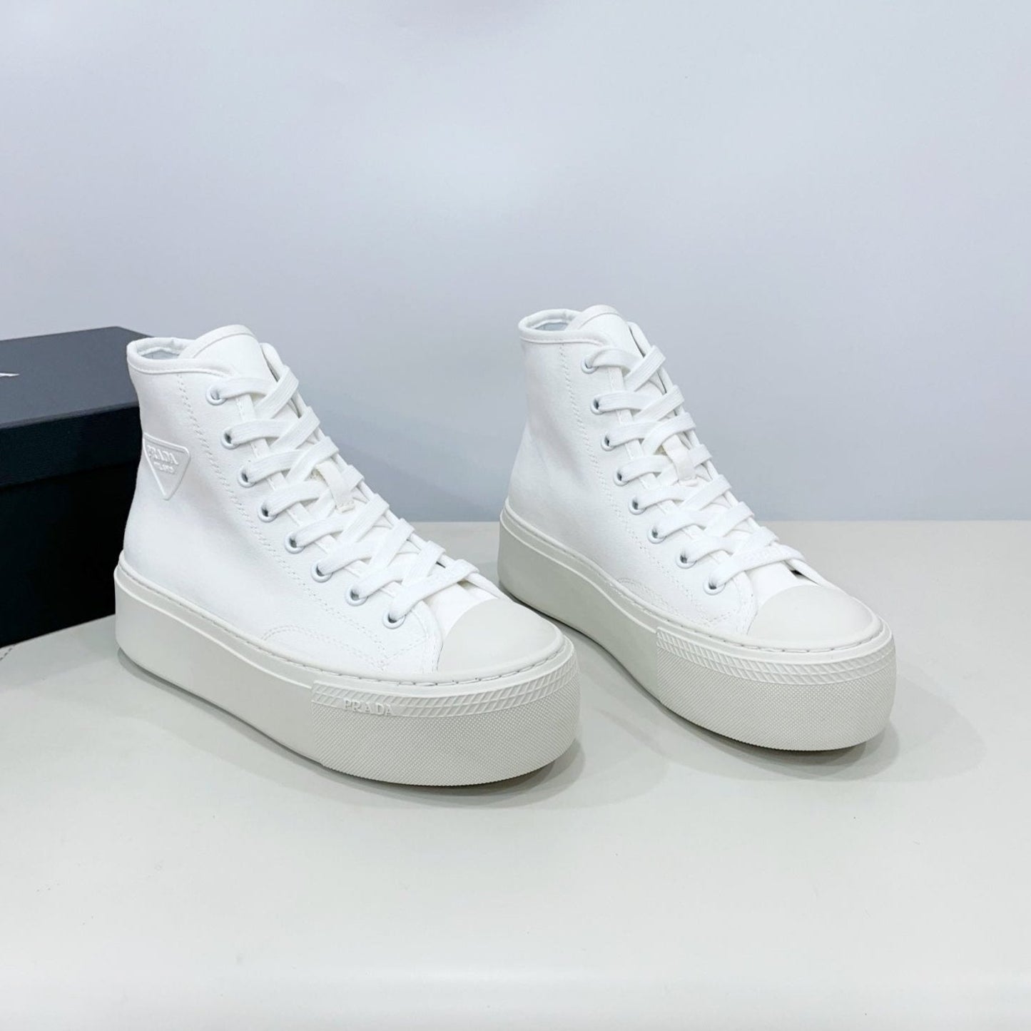 HIGH-TOP SEANKERS IN WHITE CANVAS - 35