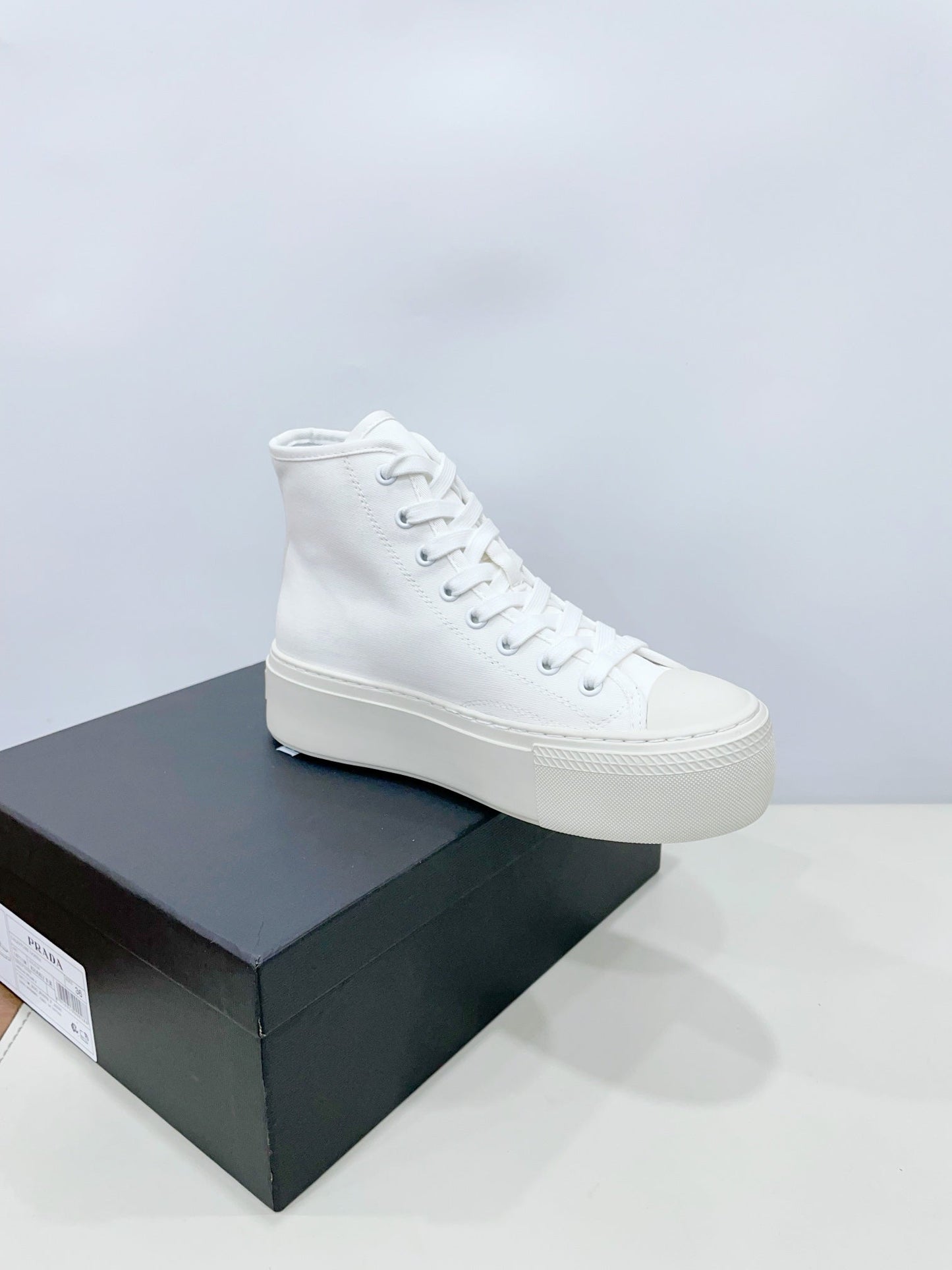 HIGH-TOP SEANKERS IN WHITE CANVAS - 35
