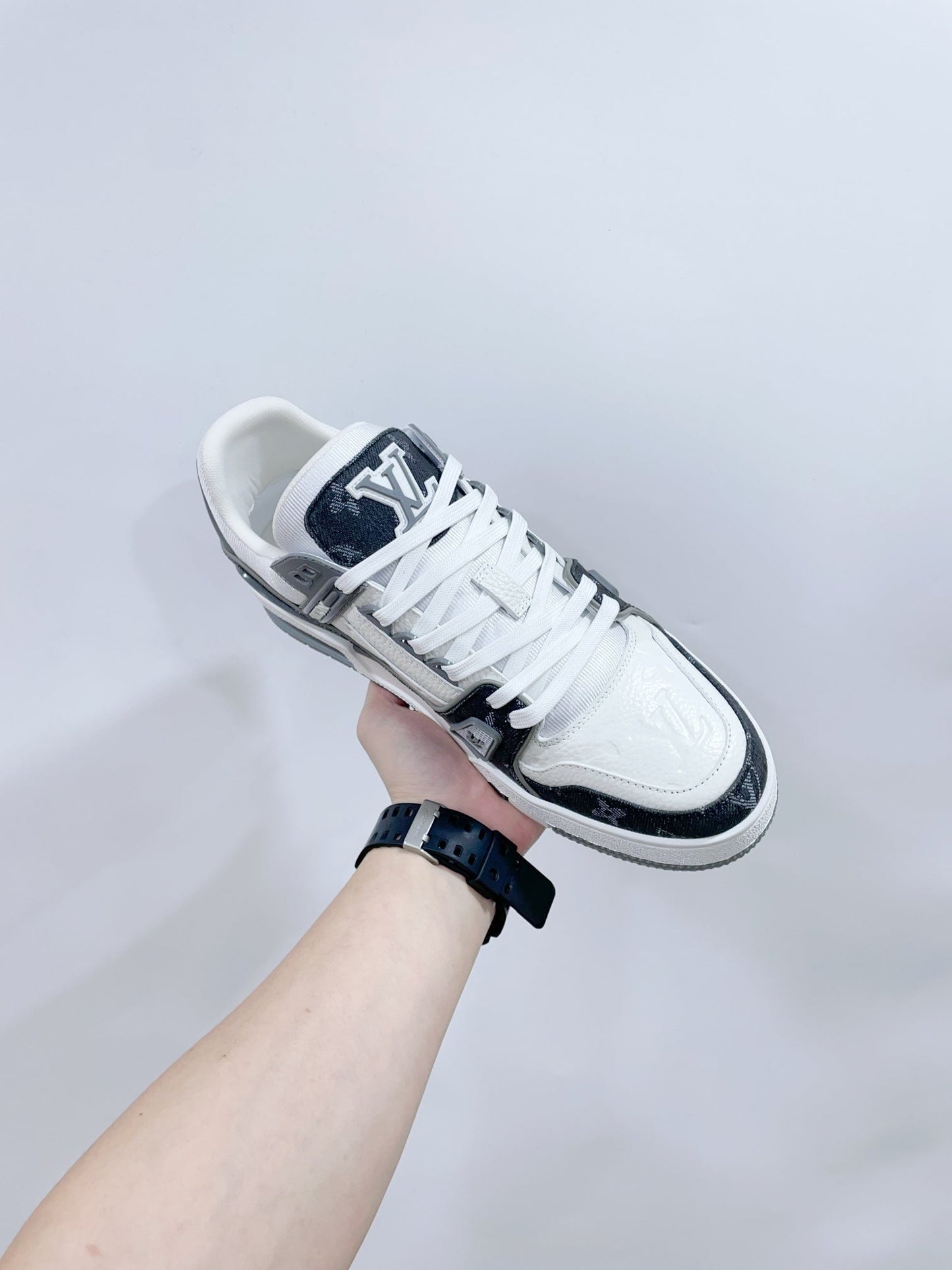 LV TRAINER SNEAKER IN WHITE CALFSKIN AND BLACK MONOGRAM DENIM - 35