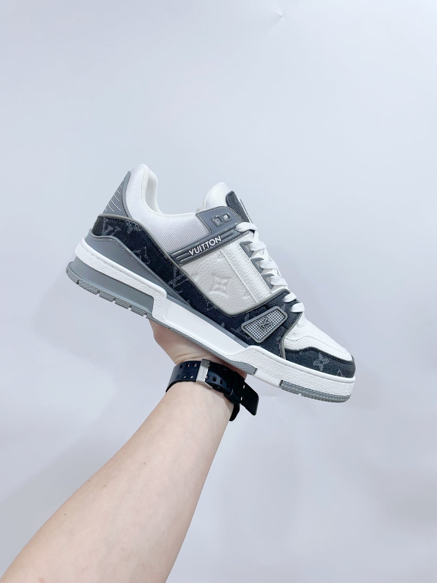 LV TRAINER SNEAKER IN WHITE CALFSKIN AND BLACK MONOGRAM DENIM - 35