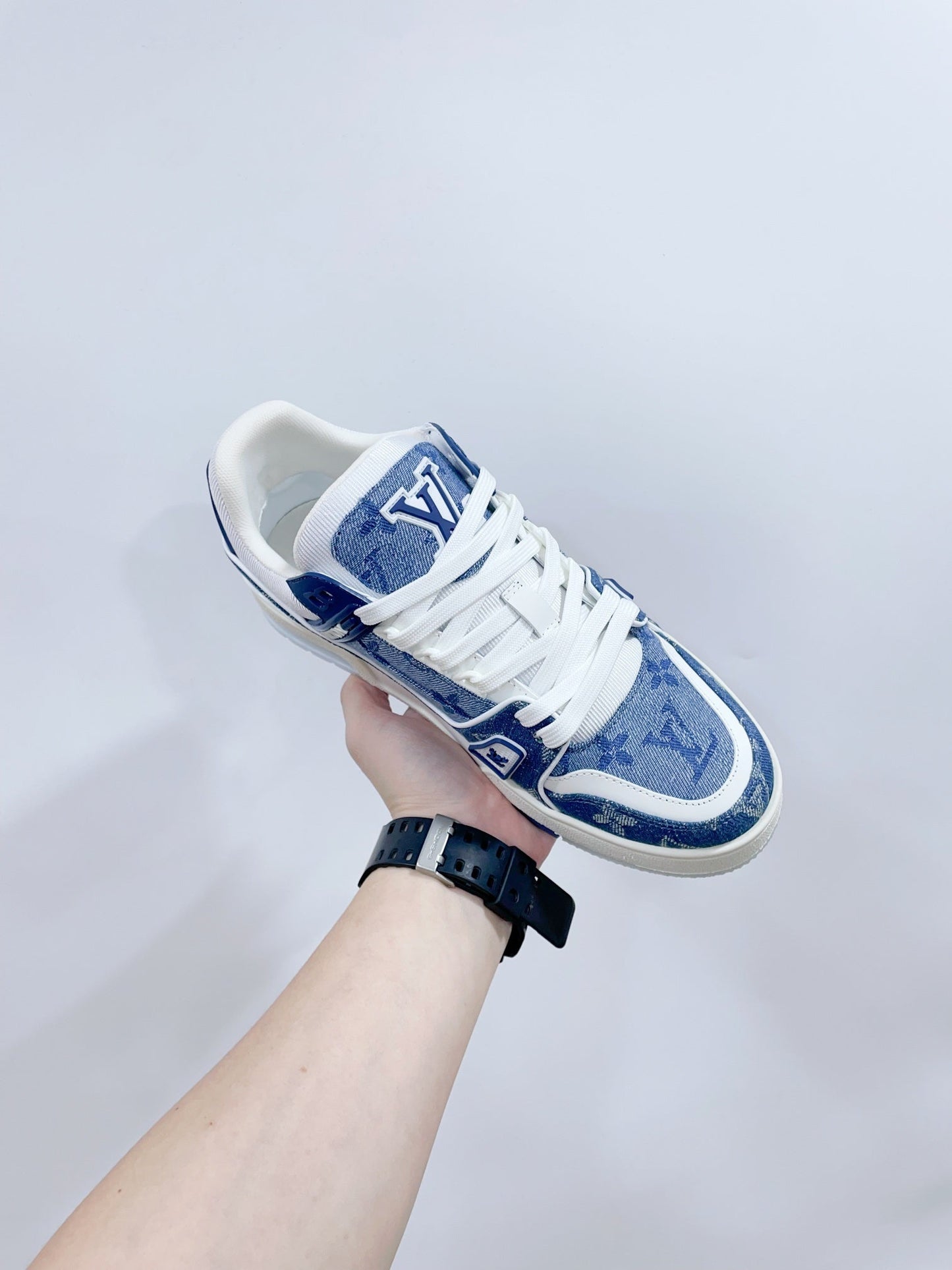 LV TRAINER SNEAKER IN CERULEAN BLUE MONOGRAM DENIM - 35